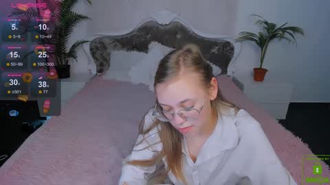 Snapshot of layriantavee chatting on December 2024 12:56:01 PM layriantavee online show from December 2024 12:56:01 PM