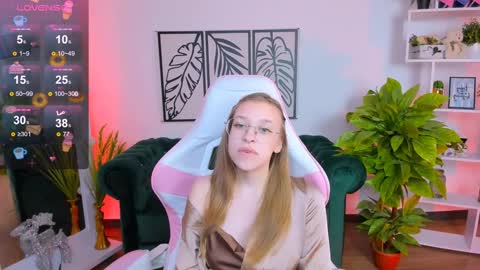 Snapshot of layriantavee chatting on January 2025 07:04:02 AM layriantavee online show from January 2025 07:04:02 AM