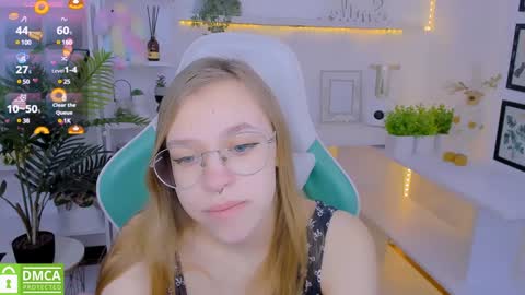 Snapshot of layriantavee chatting on January 2025 07:04:02 AM layriantavee online show from January 2025 07:04:02 AM