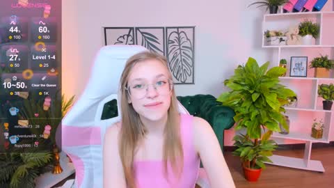 Snapshot of layriantavee chatting on February 2025 02:02:01 PM layriantavee online show from February 2025 02:02:01 PM