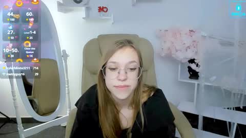 Snapshot of layriantavee chatting on February 2025 10:03:02 AM layriantavee online show from February 2025 10:03:02 AM