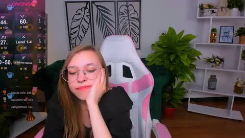 Snapshot of layriantavee chatting on February 2025 01:30:02 PM layriantavee online show from February 2025 01:30:02 PM