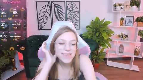 Snapshot of layriantavee chatting on February 2025 09:59:02 AM layriantavee online show from February 2025 09:59:02 AM