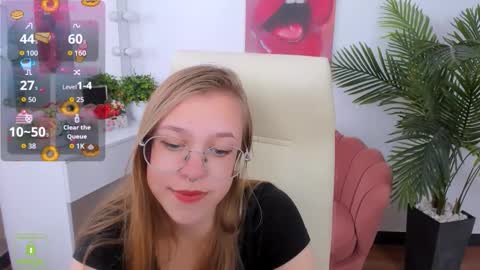 Snapshot of layriantavee chatting on September 2025 07:11:02 AM layriantavee online show from September 2025 07:11:02 AM