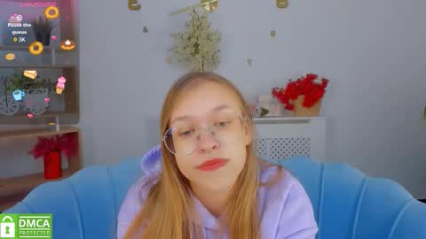 Snapshot of layriantavee chatting on October 2025 06:20:02 AM layriantavee online show from October 2025 06:20:02 AM