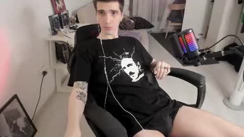 Snapshot of lazy_haze chatting on August 2026 08:06:01 AM Haze aka Slava online show from August 2026 08:06:01 AM