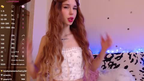 Alisa online show from February 2025 01:44:02 PM