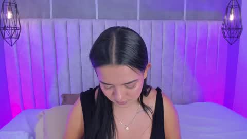 Snapshot of lea_gray chatting on September 2025 07:14:01 PM online show from September 2025 07:14:01 PM