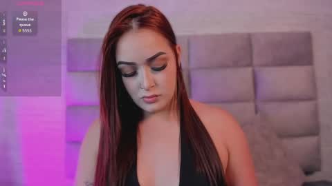 lea_walkerr online show from May 2026 07:52:02 PM