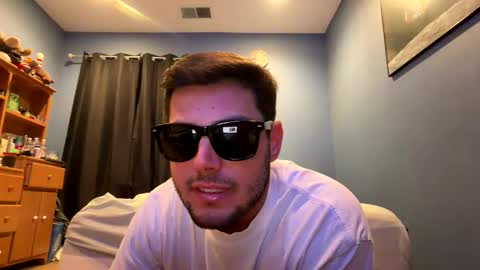 leaderzac online show from May 2026 02:40:01 AM