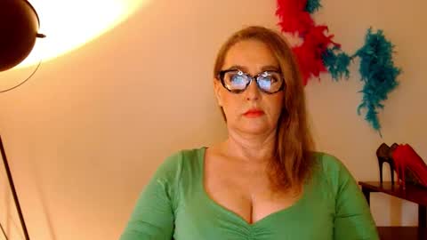 Snapshot of leadesire chatting on February 2025 10:51:02 AM LEA online show from February 2025 10:51:02 AM