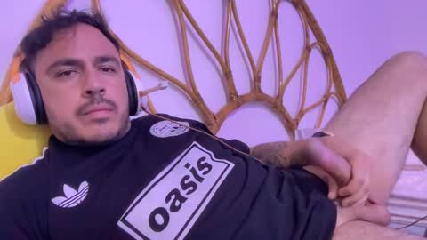 Snapshot of leafar_volkov chatting on October 2025 04:43:02 AM leafar_volkov online show from October 2025 04:43:02 AM