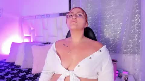 Leah  online show from April 2026 02:27:02 AM