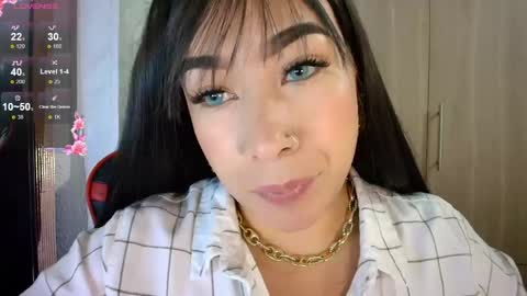 leah online show from May 2026 11:23:04 PM