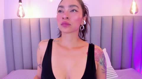 Hey Im Lea online show from May 2026 10:18:02 PM