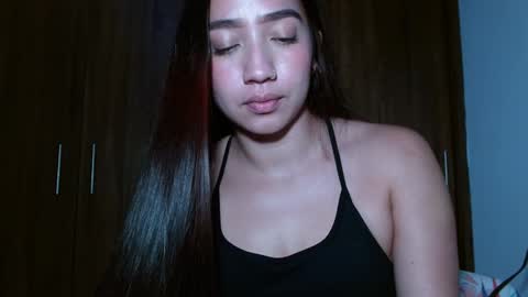 Snapshot of leanaalhub chatting on December 2024 06:37:02 AM leanaalhub online show from December 2024 06:37:02 AM