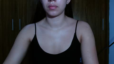 Snapshot of leanaalhub chatting on March 2025 05:20:02 AM leanaalhub online show from March 2025 05:20:02 AM