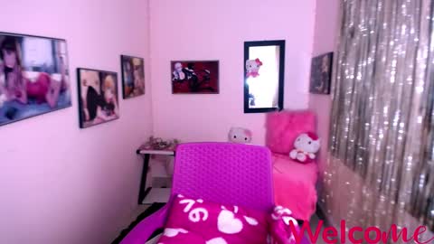 Leandra online show from December 2024 12:38:01 PM