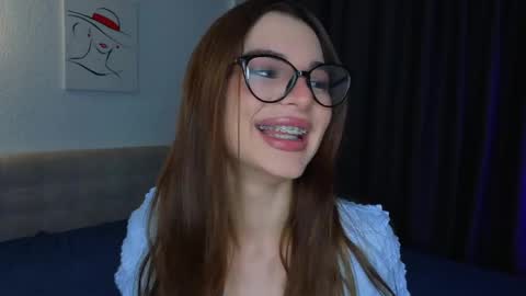 Sophie online show from May 2026 07:10:02 PM