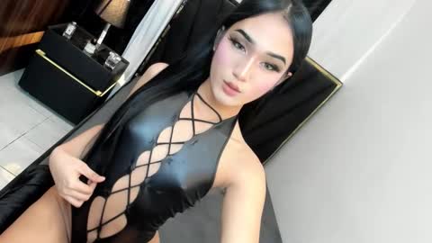 leanna online show from October 2025 12:52:01 AM