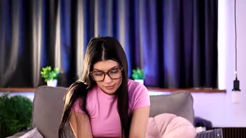 Snapshot of leasolene chatting on February 2026 10:02:01 AM Lea online show from February 2026 10:02:01 AM