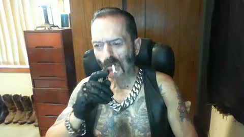 leathergreaser online show from February 2025 10:33:01 PM
