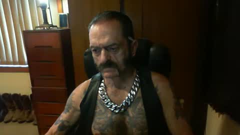 leathergreaser online show from February 2025 11:47:02 PM