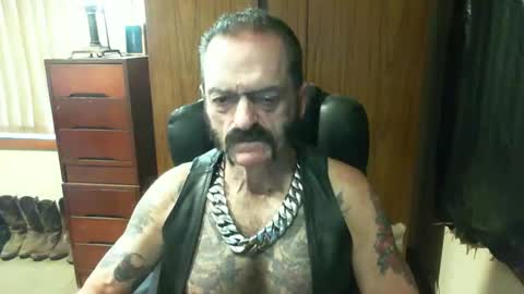 leathergreaser online show from February 2025 10:53:02 PM