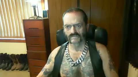 leathergreaser online show from March 2025 11:54:02 PM