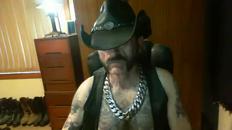 leathergreaser online show from March 2026 08:11:01 PM
