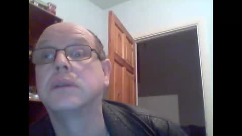 leatherpants68 online show from November 2025 11:37:01 PM
