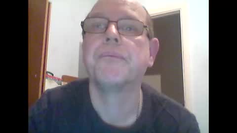 leatherpants68 online show from November 2025 08:44:01 PM