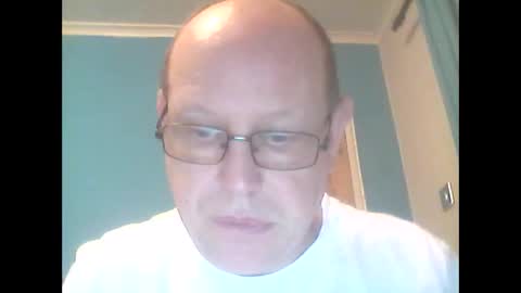 Snapshot of leatherpants68 chatting on June 2026 09:37:01 PM leatherpants68 online show from June 2026 09:37:01 PM