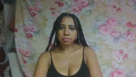 leatiana online show from April 2026 07:17:01 AM