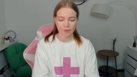 Snapshot of ledacopus chatting on December 2025 08:16:02 PM Lilly online show from December 2025 08:16:02 PM