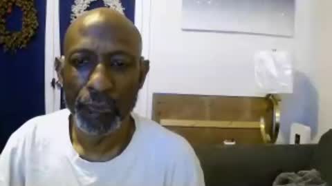 Snapshot of leeguy_hugedick chatting on July 2026 07:46:02 AM Ebony DeafGuy online show from July 2026 07:46:02 AM