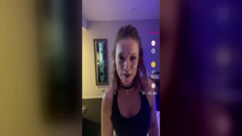 Leelou online show from July 2026 07:27:02 PM