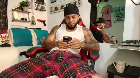 leenar_key online show from November 2025 03:34:02 PM