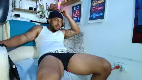 leenar_key online show from May 2026 10:28:02 PM