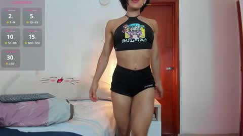 Snapshot of leethompson_ chatting on May 2026 10:51:01 PM Leet online show from May 2026 10:51:01 PM