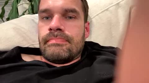 Snapshot of leexxx_69 chatting on November 2025 12:53:01 AM leexxx_69 online show from November 2025 12:53:01 AM