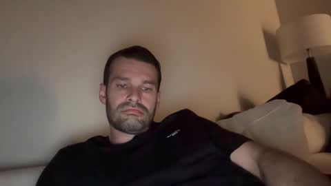 Snapshot of leexxx_69 chatting on November 2025 03:28:01 AM leexxx_69 online show from November 2025 03:28:01 AM