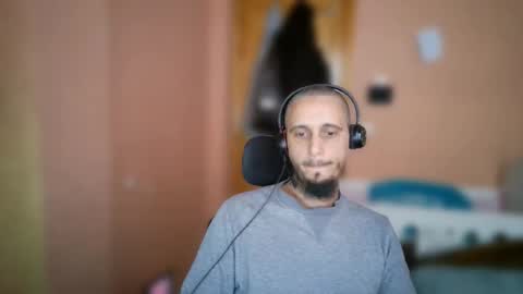 Snapshot of lefrenchiies chatting on November 2025 01:57:02 PM lefrenchiies online show from November 2025 01:57:02 PM