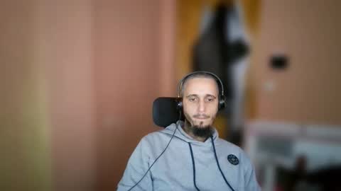 Snapshot of lefrenchiies chatting on January 2026 02:00:01 PM lefrenchiies online show from January 2026 02:00:01 PM