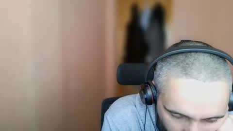 Snapshot of lefrenchiies chatting on February 2026 11:29:02 AM lefrenchiies online show from February 2026 11:29:02 AM