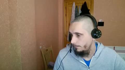 Snapshot of lefrenchiies chatting on March 2026 10:19:01 AM lefrenchiies online show from March 2026 10:19:01 AM