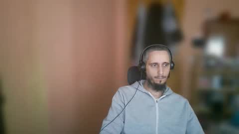 Snapshot of lefrenchiies chatting on April 2026 08:37:01 AM lefrenchiies online show from April 2026 08:37:01 AM