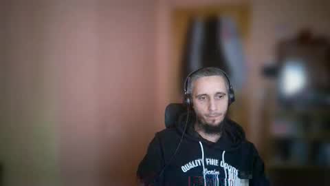 Snapshot of lefrenchiies chatting on April 2026 07:57:01 AM lefrenchiies online show from April 2026 07:57:01 AM