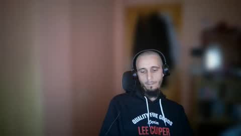 Snapshot of lefrenchiies chatting on April 2026 07:25:02 AM lefrenchiies online show from April 2026 07:25:02 AM