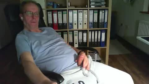 Dave online show from November 2025 11:31:01 PM